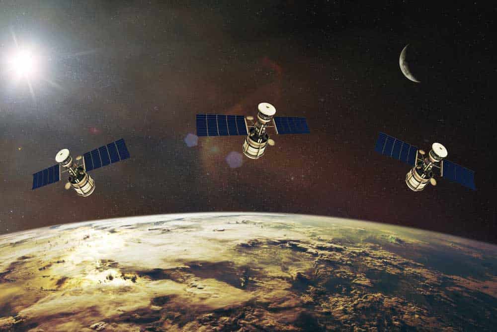 Satellites in low earth orbit
